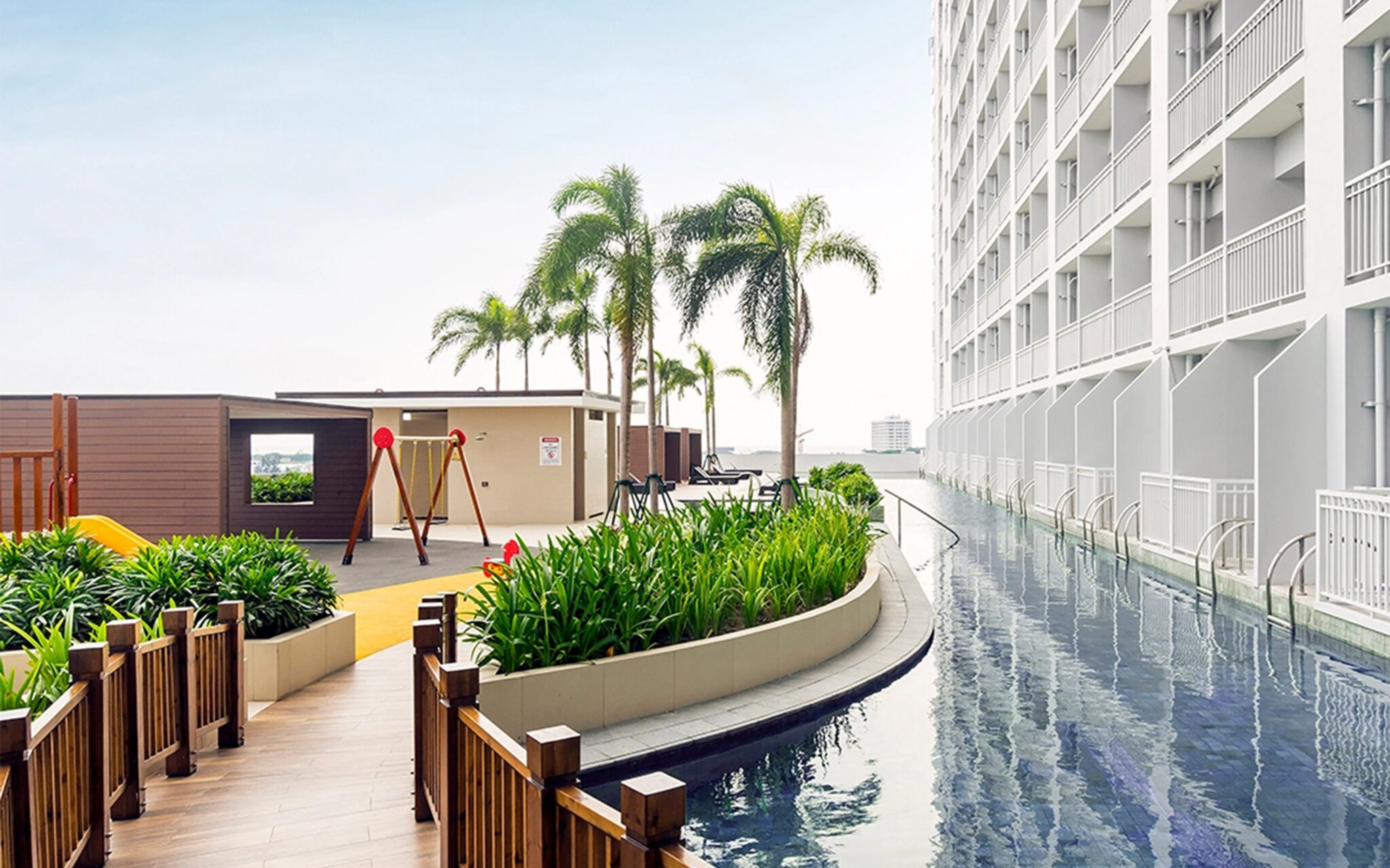 Gallery - Amenities - 01 - Amenity Deck