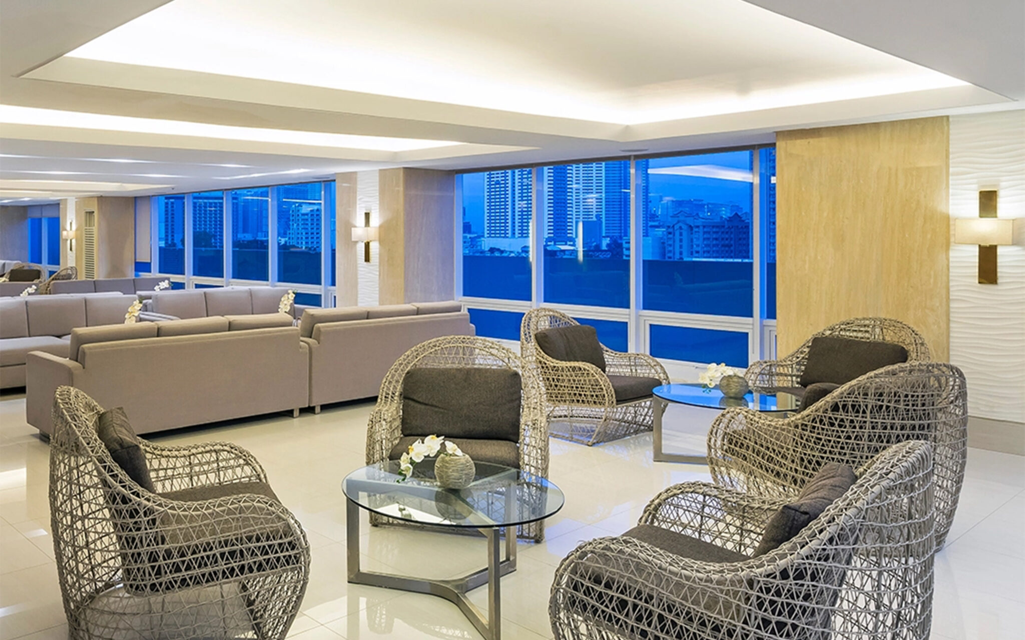 Gallery - Amenities - 03 - Lounge