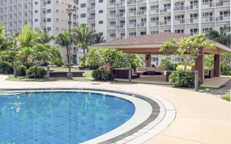 Gallery - Amenities - 02 - Pavilion