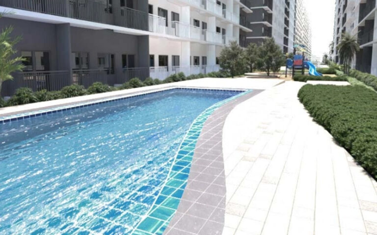 Gallery - Amenities - 06 - Pool